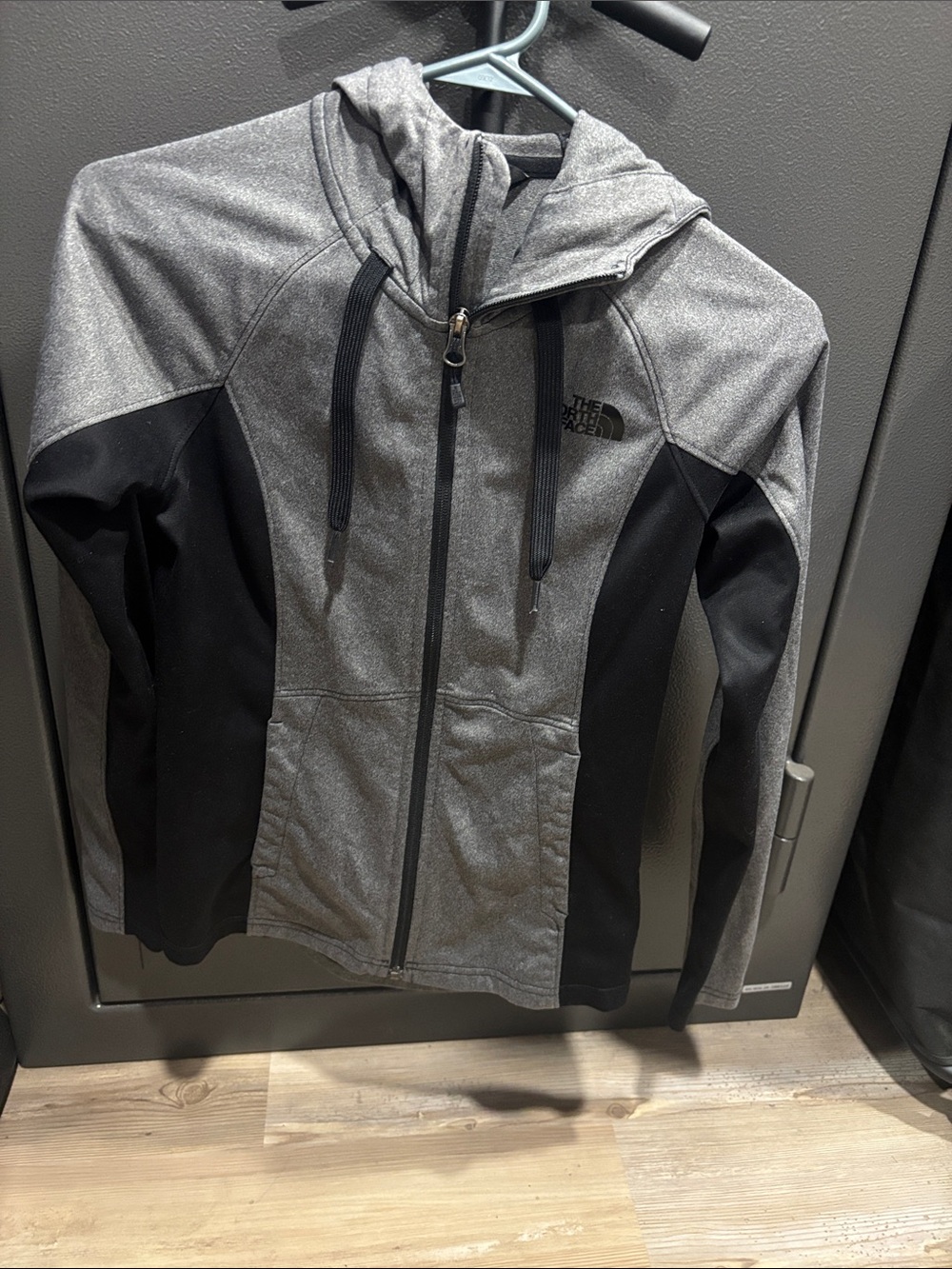 The North Face women’s Grey and Black Full-Zip Hooded Jacket